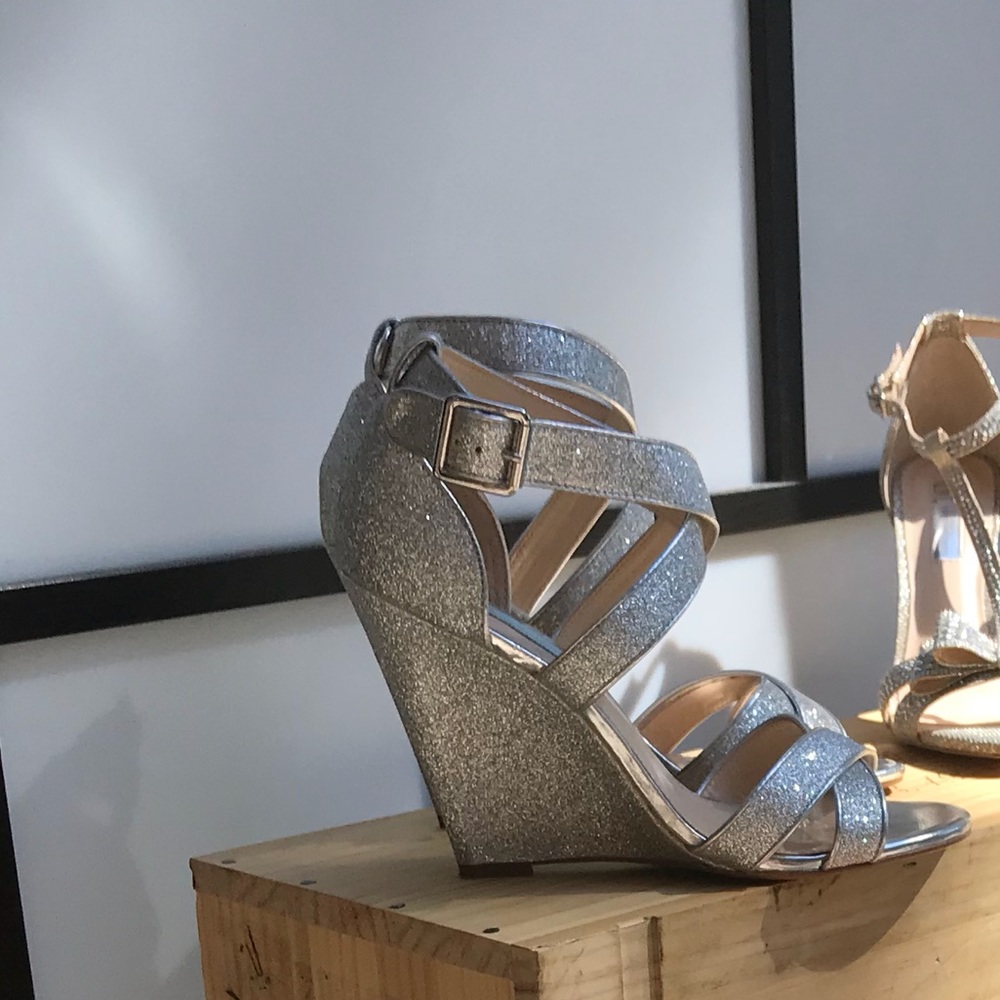 Wedge heels